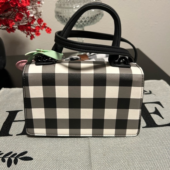 Betsey Johnson Mini Evie Black Plaid Crossbody with Pink Charm NWT - Picture 2 of 6